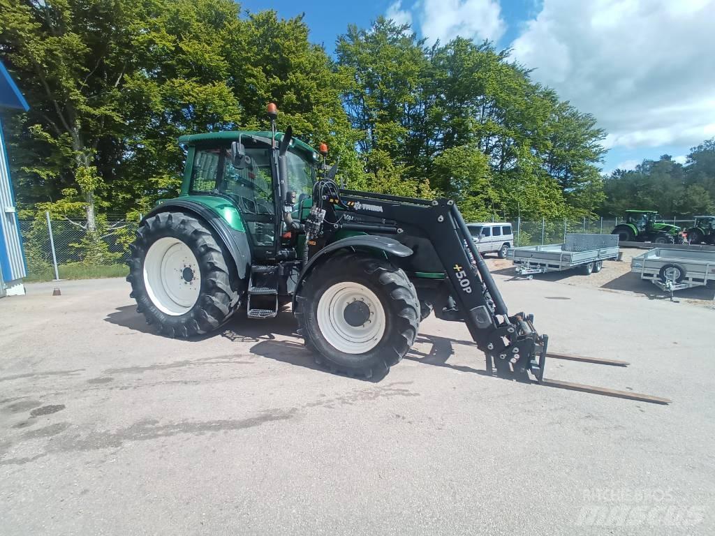 Valtra T 160 Traktorji