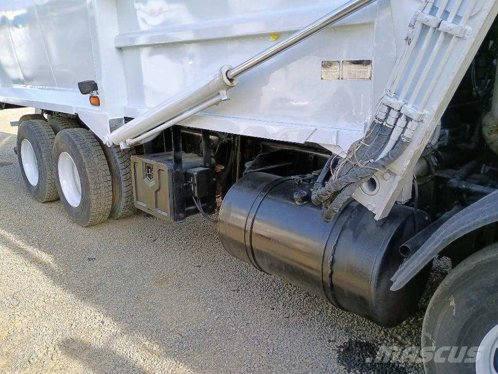 Mack LEU Komunalni tovornjaki