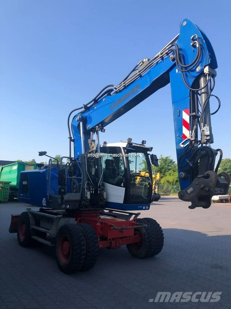 Liebherr A 920 Bagri na kolesih