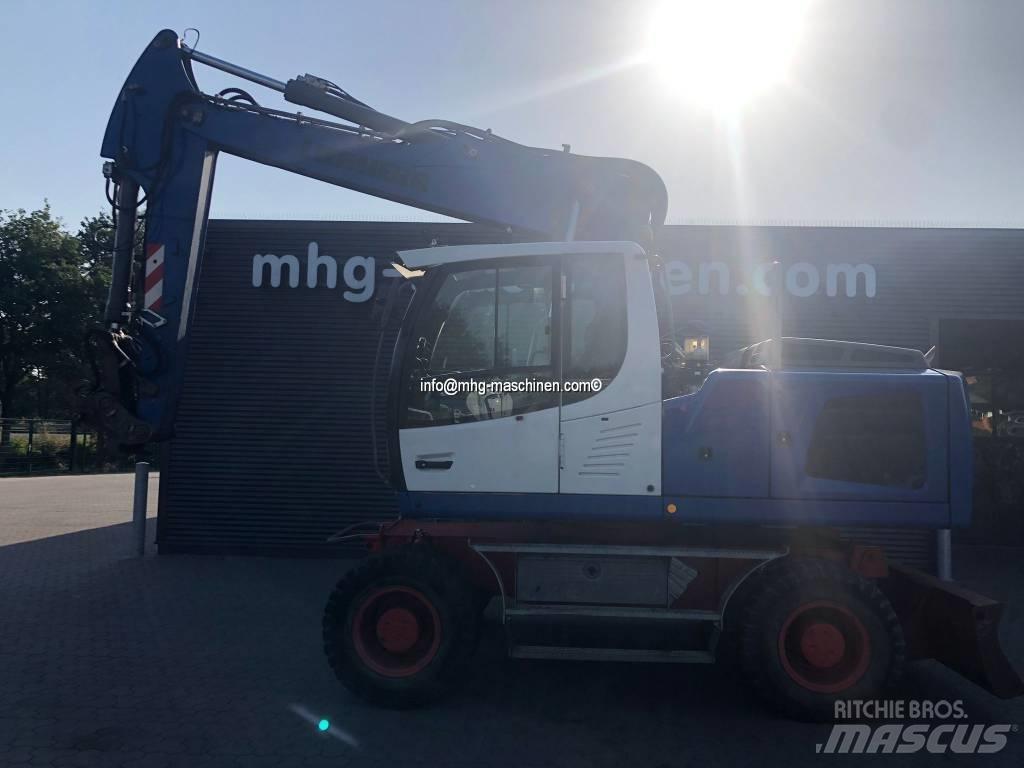 Liebherr A 920 Bagri na kolesih