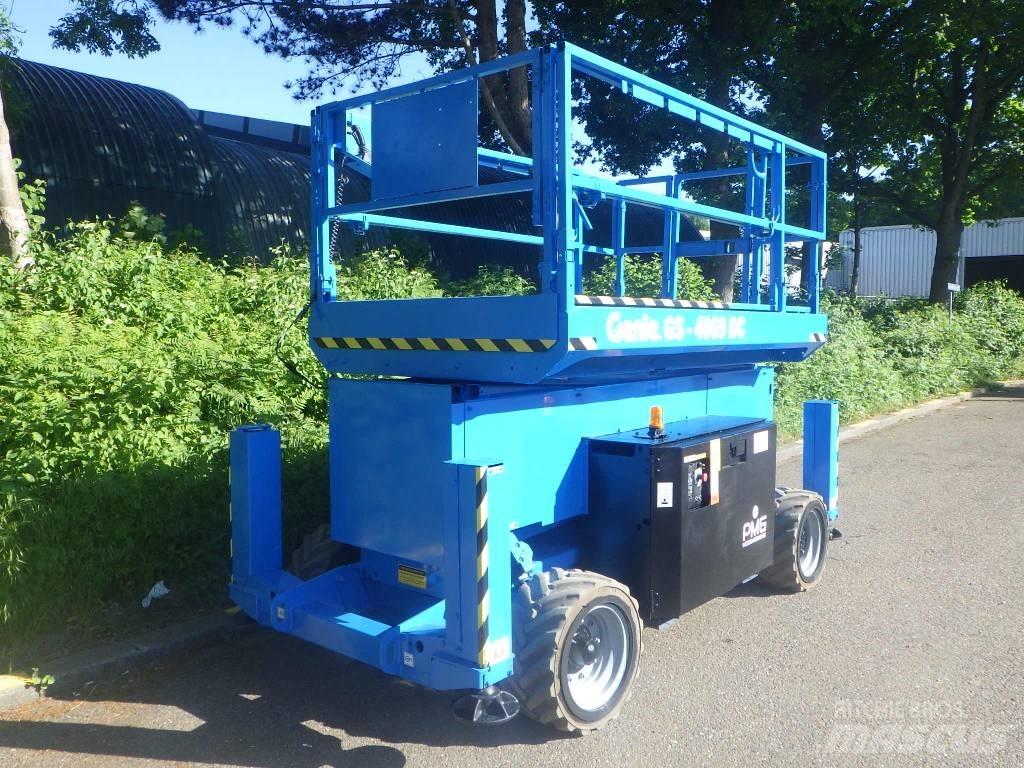 Genie GS4069DC Škarjaste dvižne ploščadi