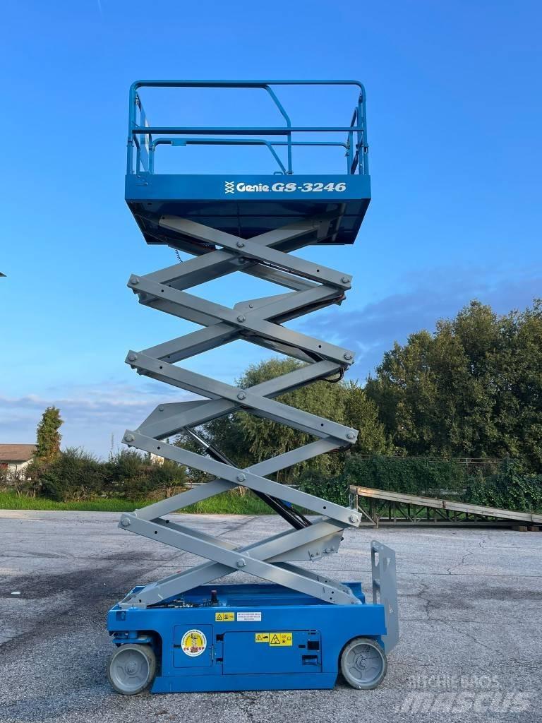 Genie GS 3246 Škarjaste dvižne ploščadi