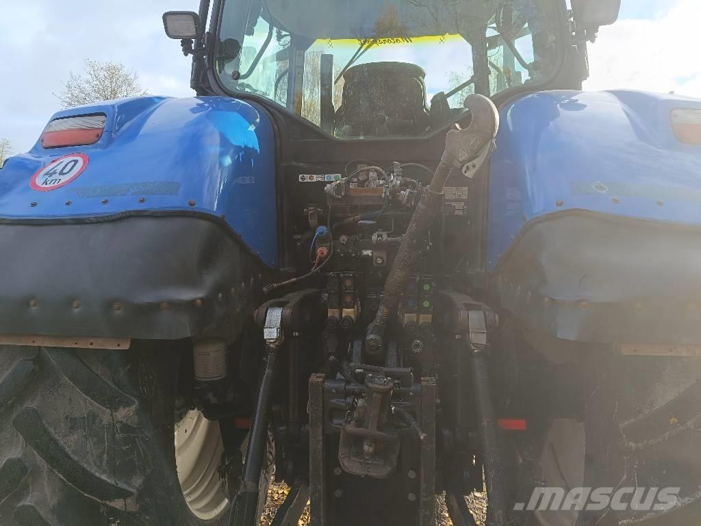 New Holland T 7050 Traktorji