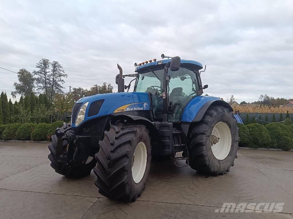 New Holland T 7050 Traktorji