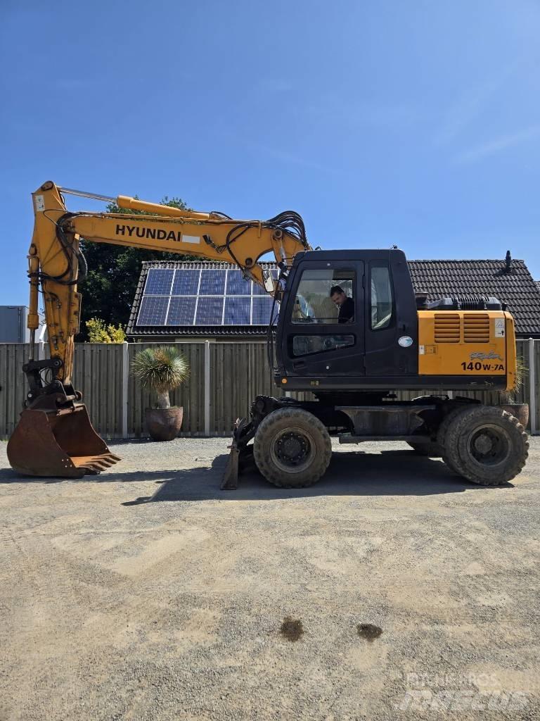Hyundai Robex 140 W Bagri na kolesih