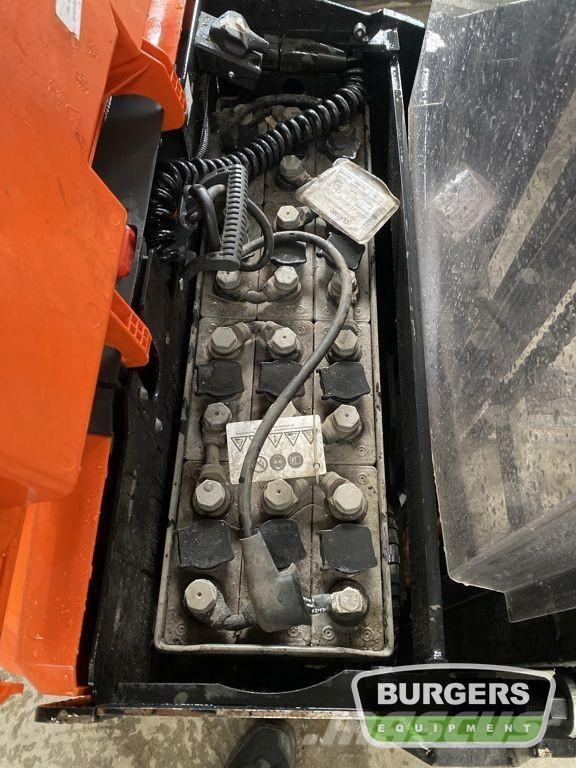 BT SWE120 Ročni električni viličar