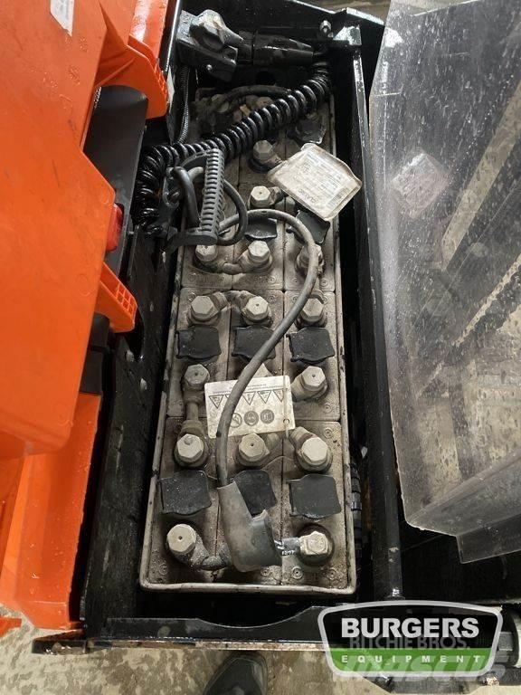 BT SWE120 Ročni električni viličar