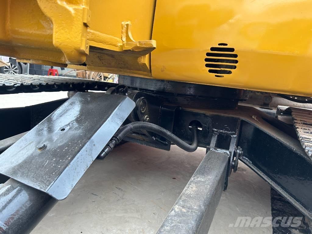 CAT 304 Bagri goseničarji