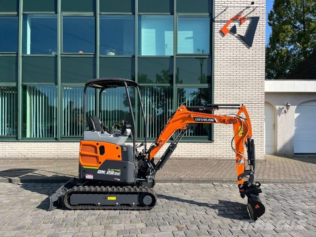 Develon DX 20 ZE Mini bagri <7t