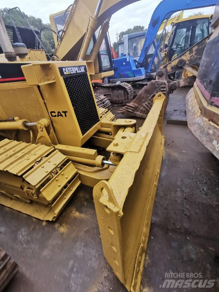 CAT D 3 C Buldožerji goseničarji