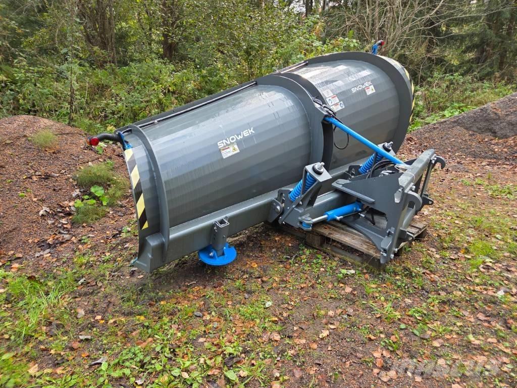 Snowek AA 320 Snežne deske in plugi