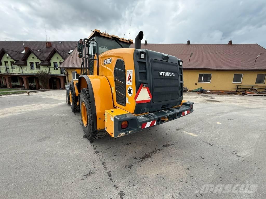 Hyundai HL 960 Kolesni nakladalci
