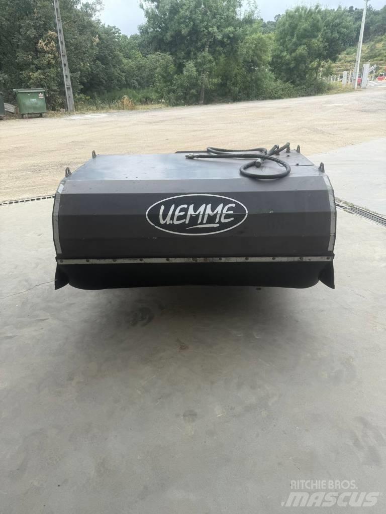  UEMME Manta 1550 HD Cestni pometači