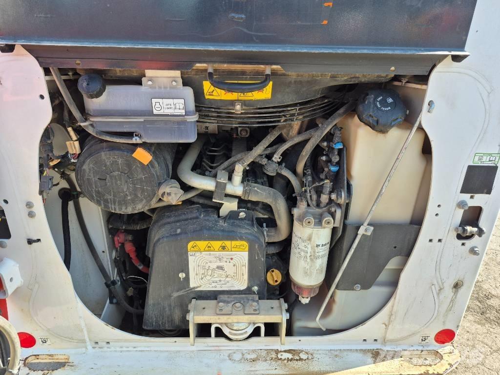 Bobcat T 64 Skid steer mini nakladalci