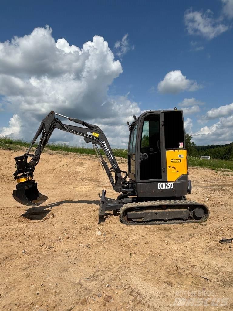 Volvo ECR 25 D Mini bagri <7t