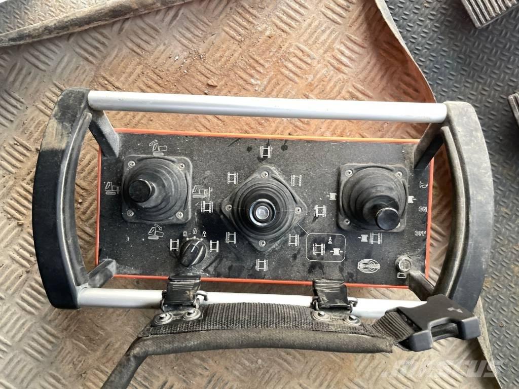 Sandvik Ranger DX800 Terenske vrtalne naprave