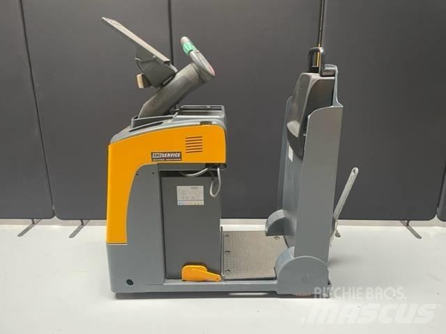 Jungheinrich EZS 130 Vlečna vozila