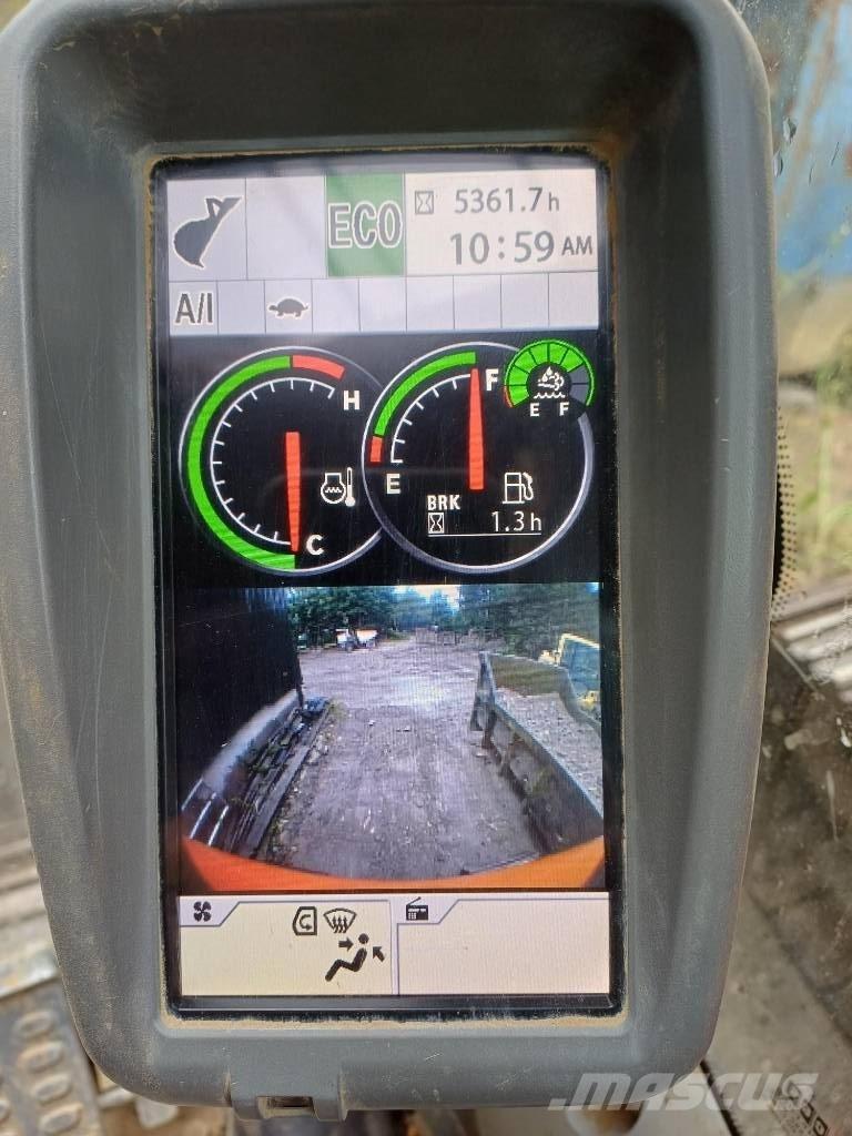 Hitachi ZX 135 US-6 Bagri goseničarji