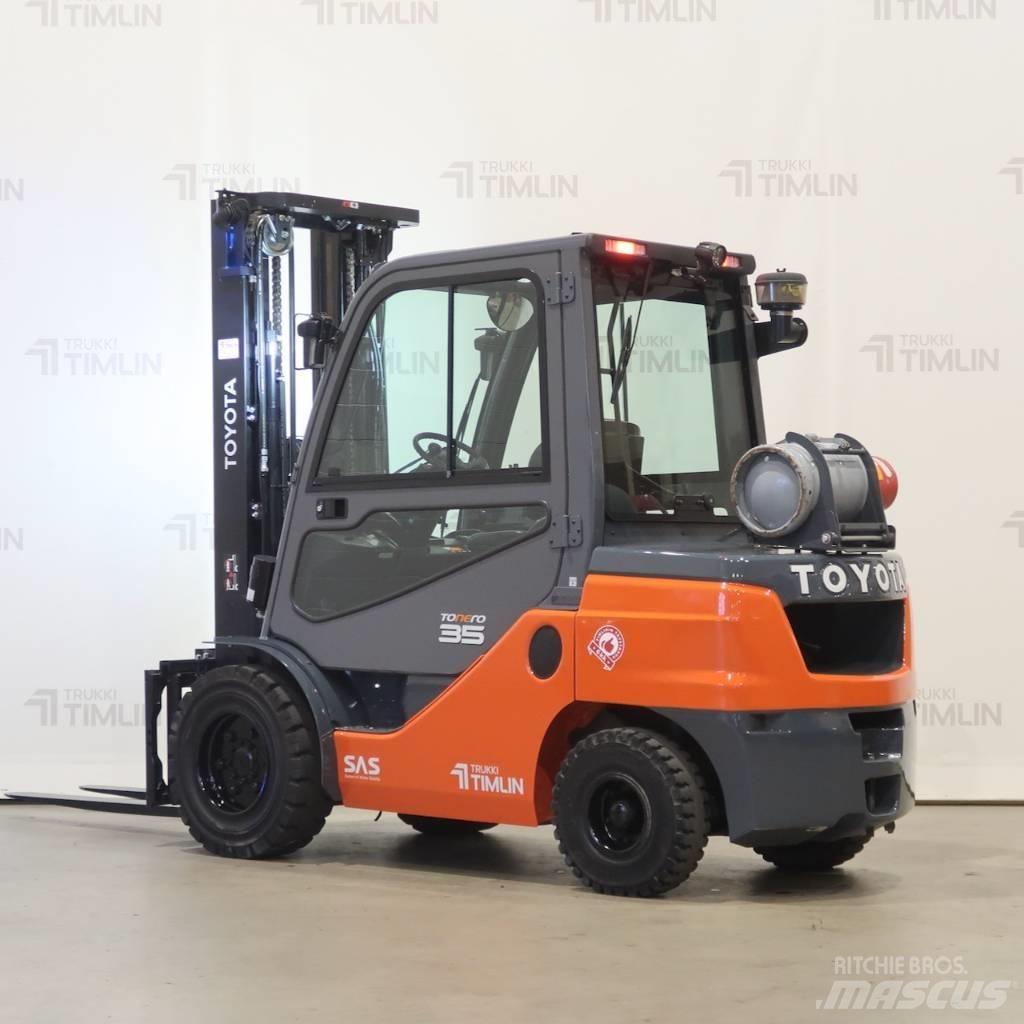 Toyota 02-8FGJF35 Plinski viličarji
