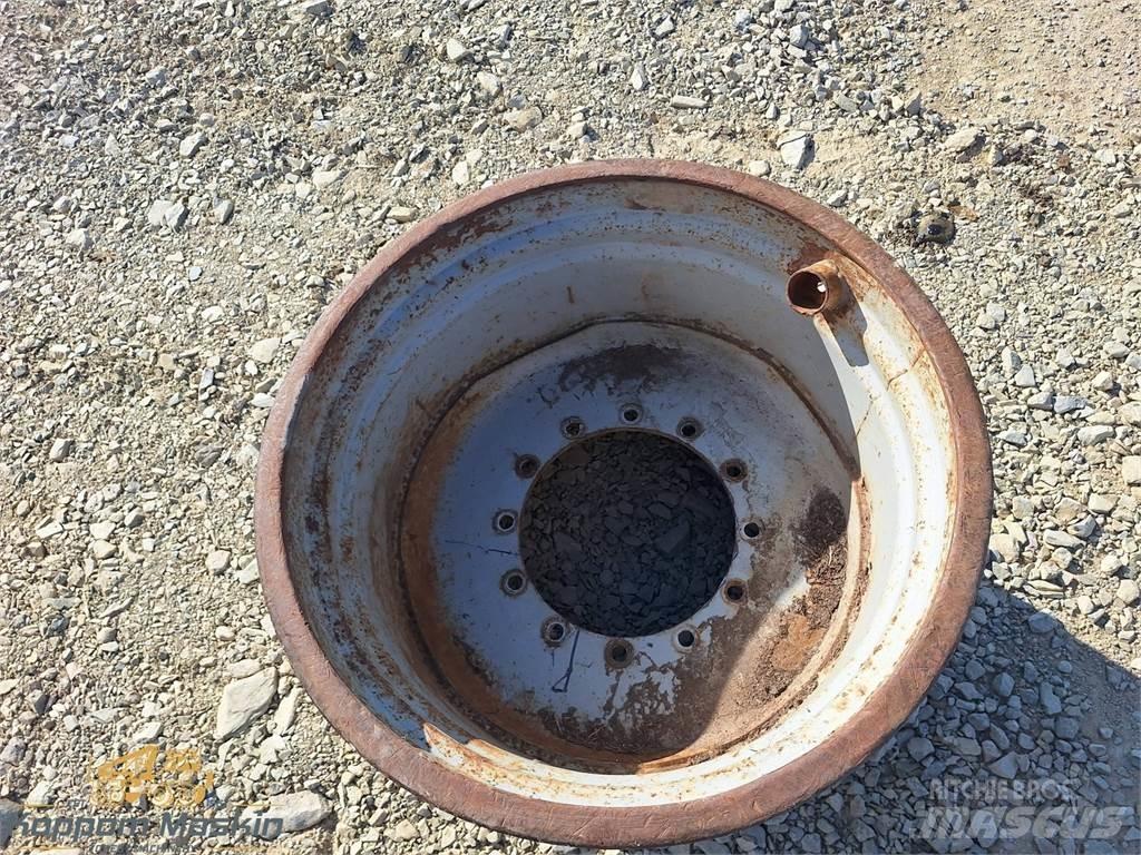 Valmet 911.1 24x34 Gume, kolesa in platišča