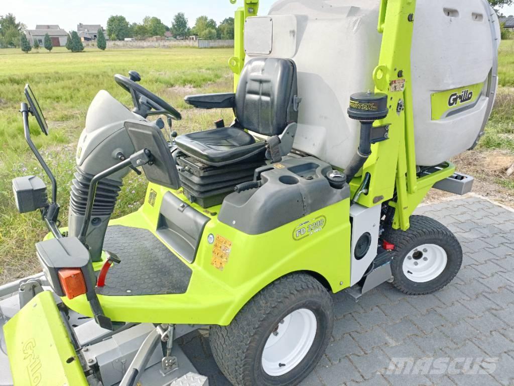 Grillo FD2200 Vrtni traktor kosilnice