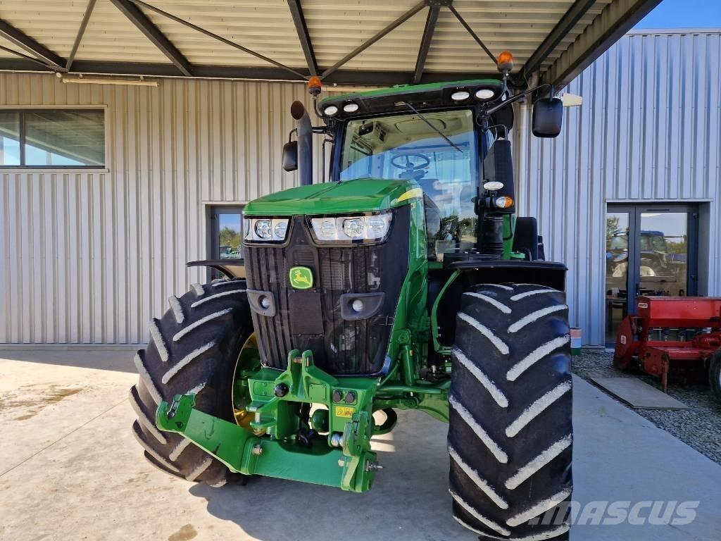 John Deere 7230 R Traktorji