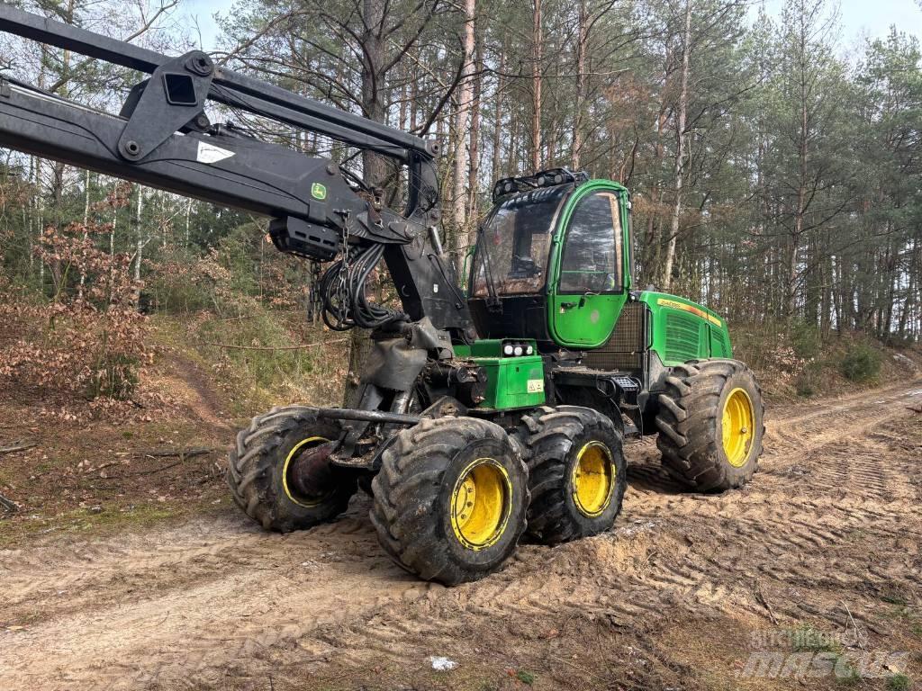John Deere 1170 E Harvesterji