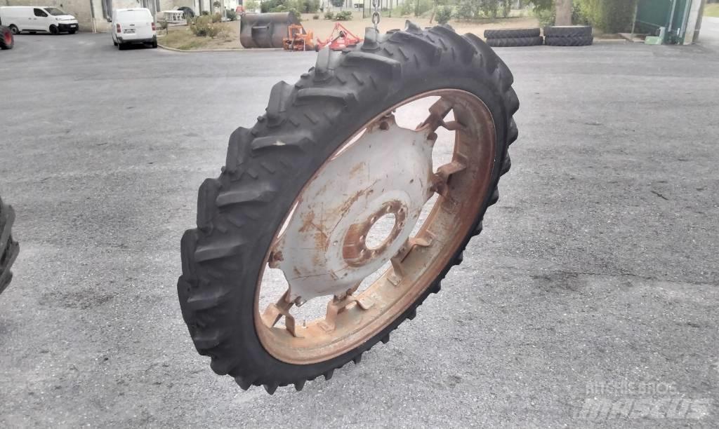 Kleber 8.3R44 Gume, kolesa in platišča