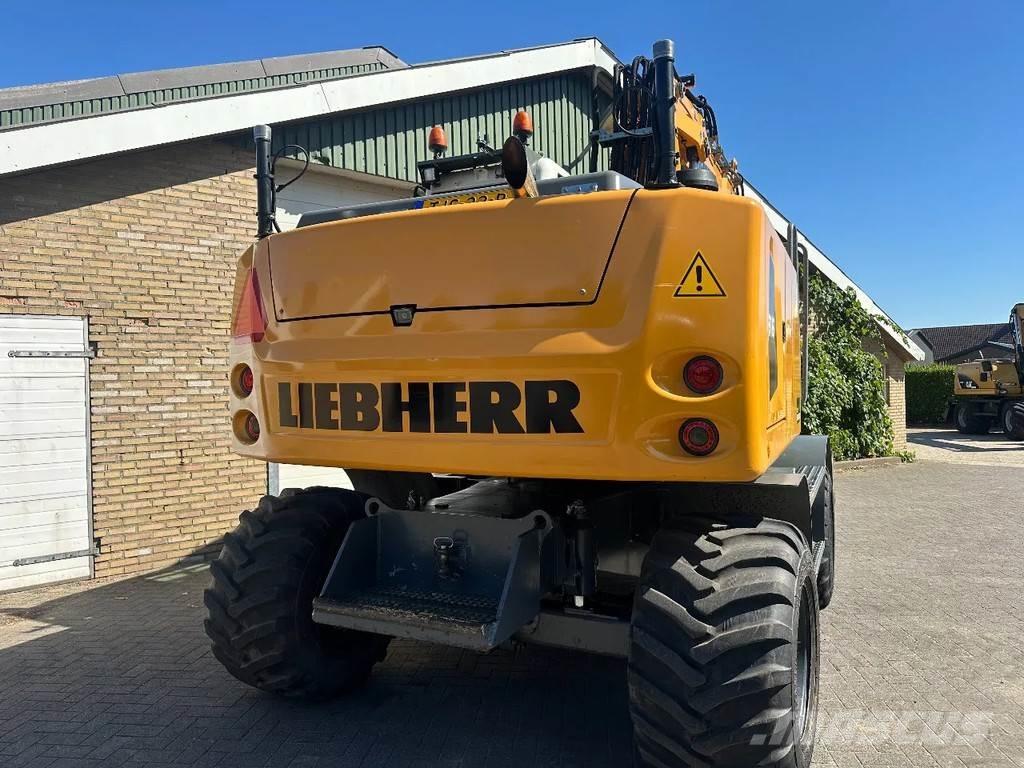 Liebherr A916 Bagri na kolesih