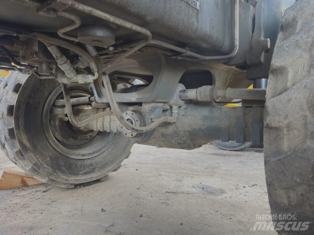 Liebherr A 910 Comp Osi