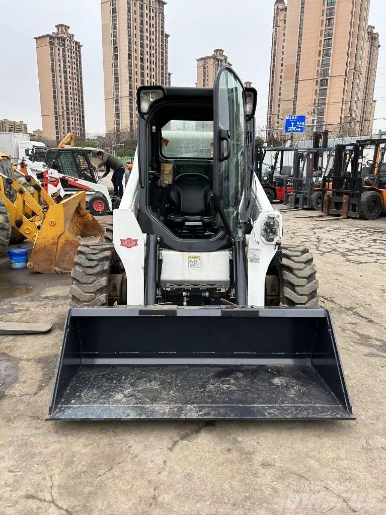 Bobcat S 750 Skid steer mini nakladalci