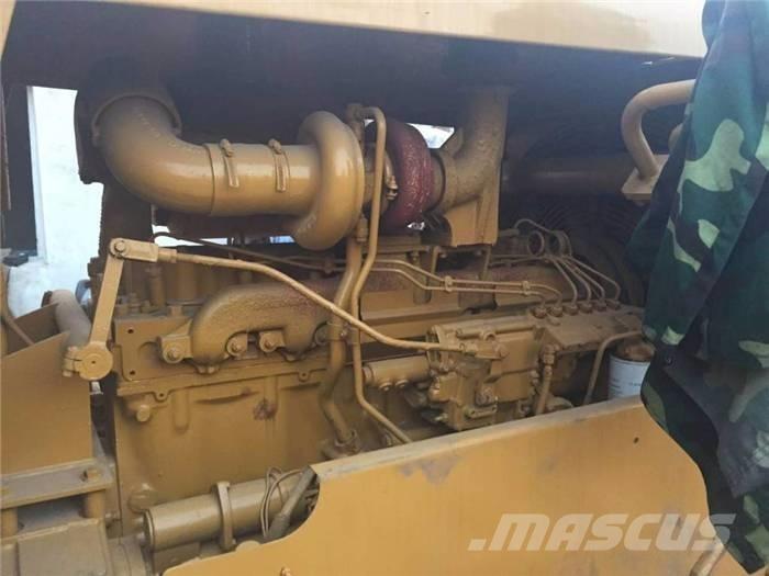 CAT D 6 D LGP Buldožerji goseničarji
