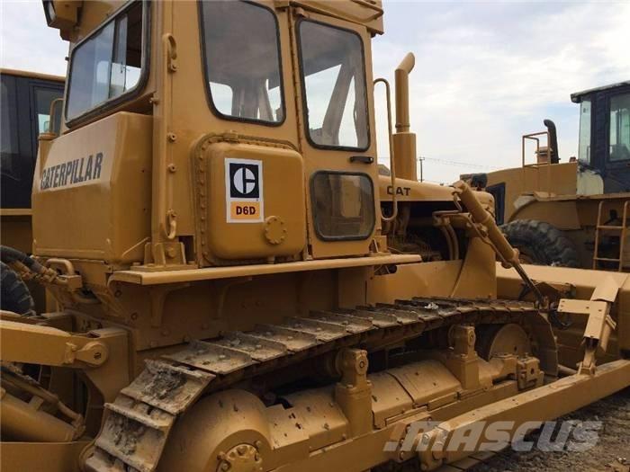 CAT D 6 D LGP Buldožerji goseničarji