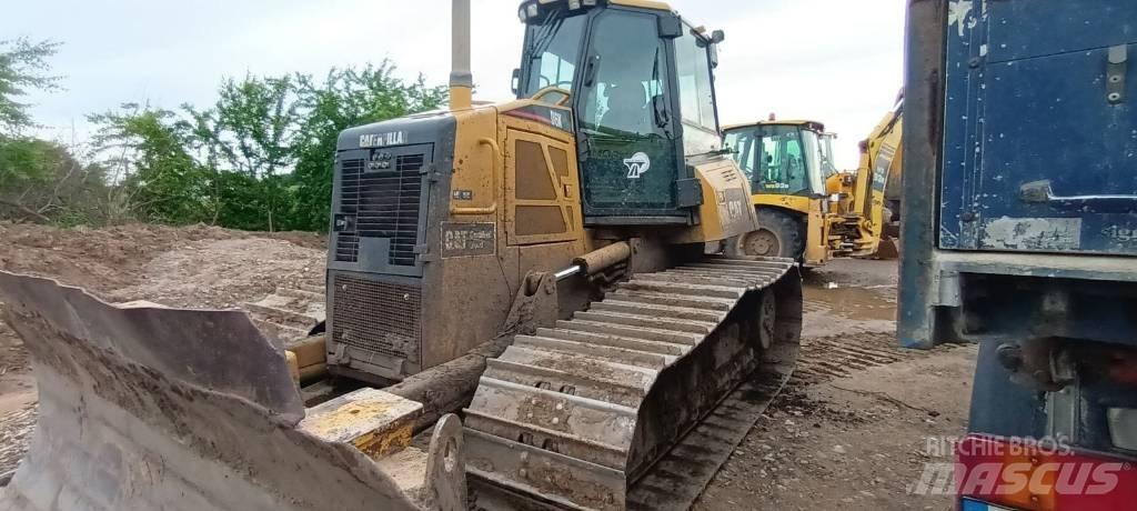 CAT D 6 K LGP Buldožerji goseničarji