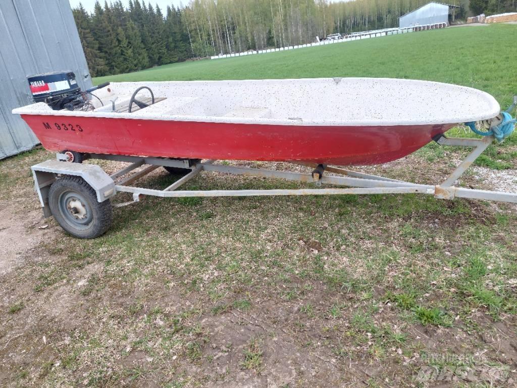  Lasikuituvene 410 Nega okolice - drugo