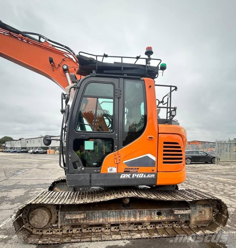 Doosan DX140LCR-7 Bagri goseničarji