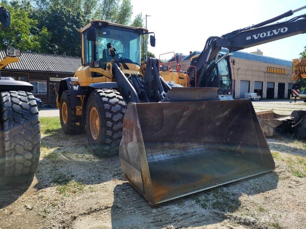 Volvo L70G Kolesni nakladalci