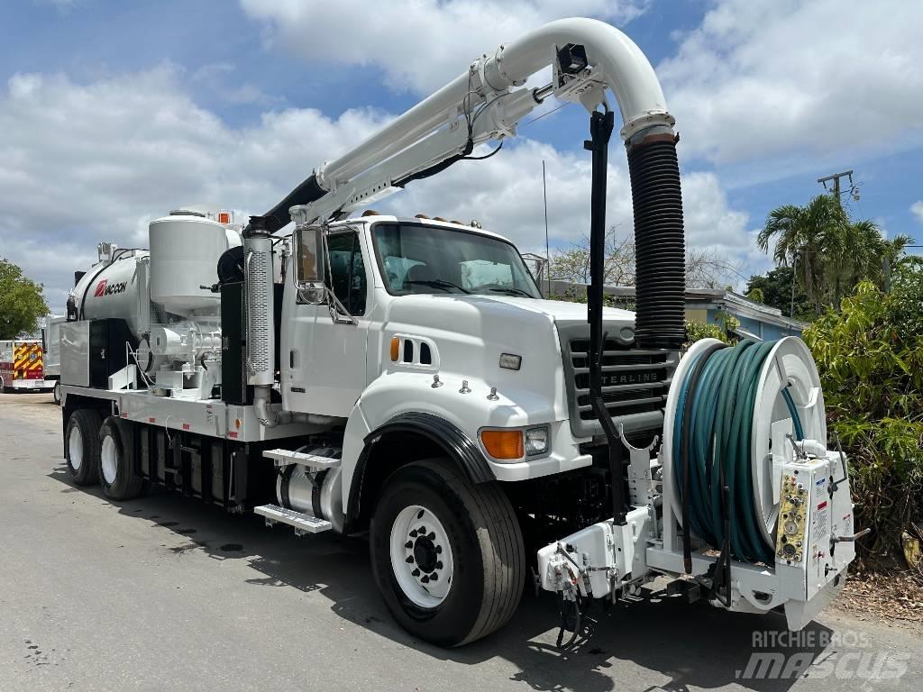 Sterling L 8500 Vakuumski tovornjaki