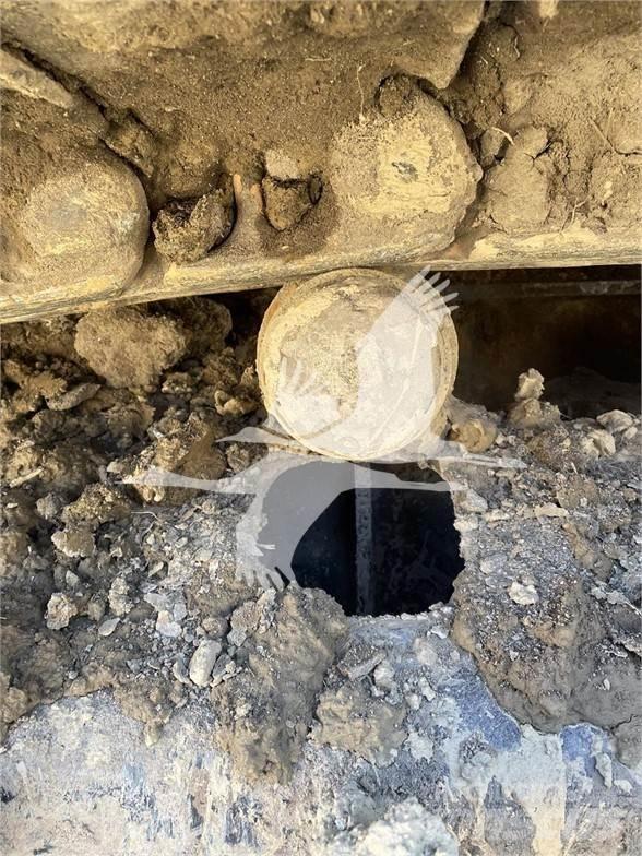 CAT 320 Bagri goseničarji