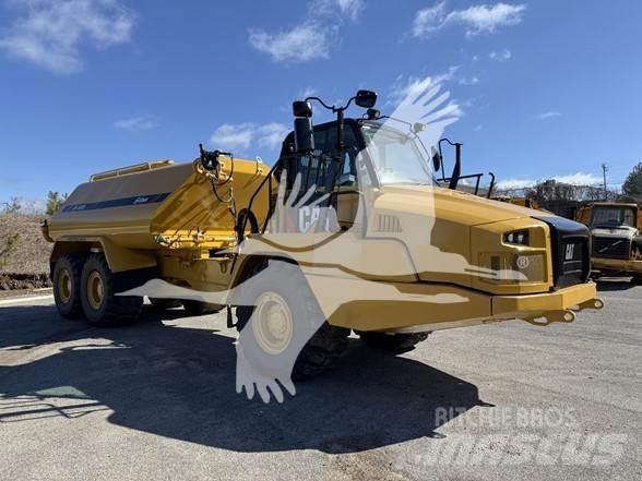 CAT 725C2 Tovornjaki za vodo