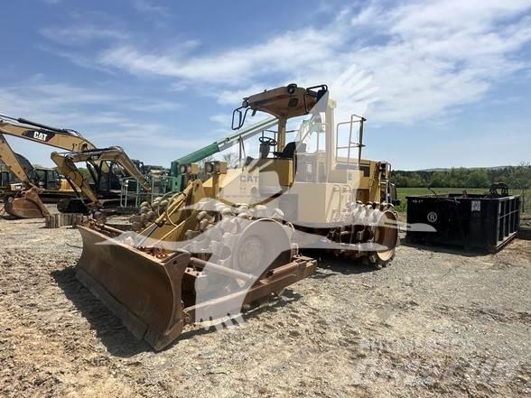 CAT 815B Enojni valjarji