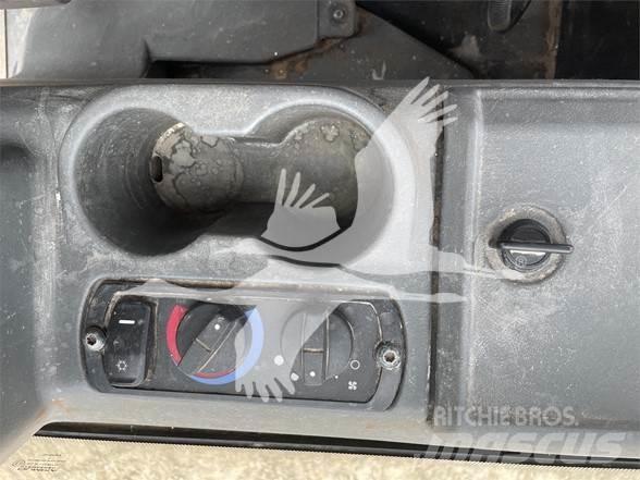 CAT D5K2 LGP Buldožerji goseničarji