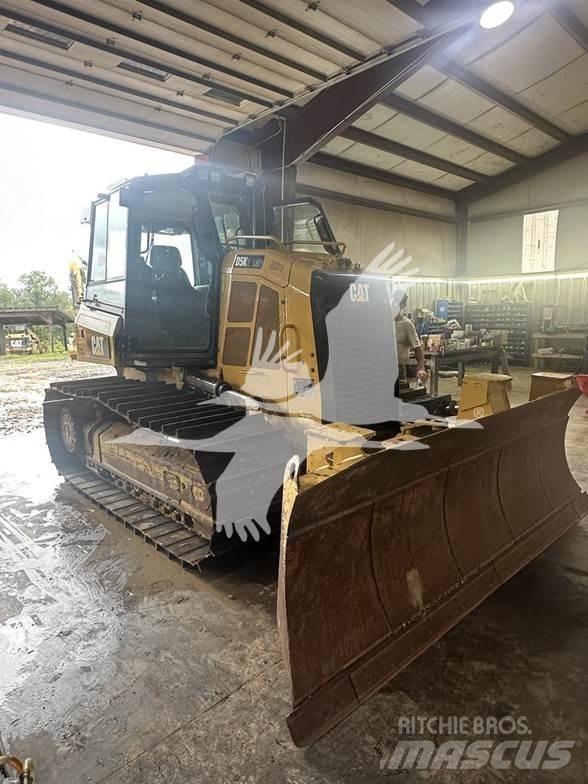 CAT D5K2 LGP Buldožerji goseničarji