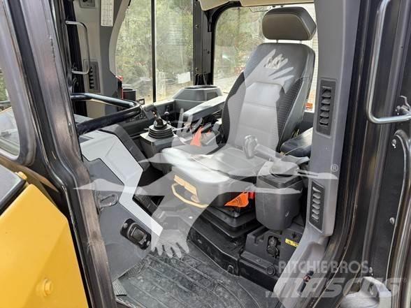 CAT D6 Buldožerji goseničarji