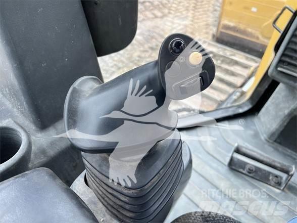 CAT D6K2 LGP Buldožerji goseničarji