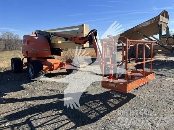 JLG 450AJ Zglobne dvižne ploščadi