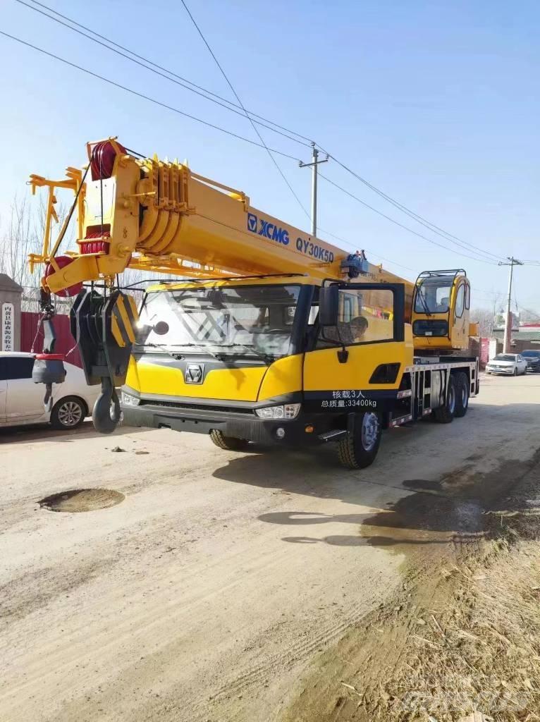 XCMG QY30T Rabljeni žerjavi za vsak teren