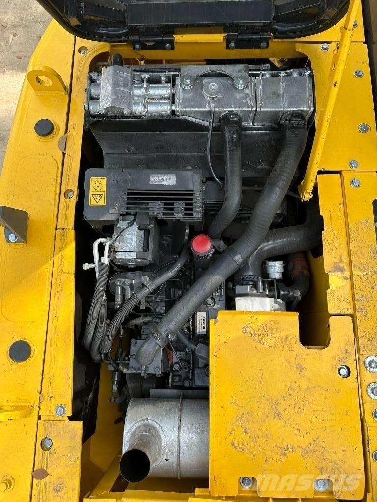 Komatsu PC 130 Bagri goseničarji