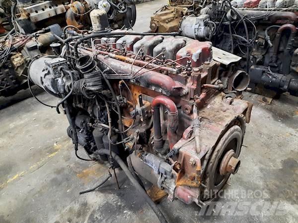 Renault 6 CILINDER Motorji
