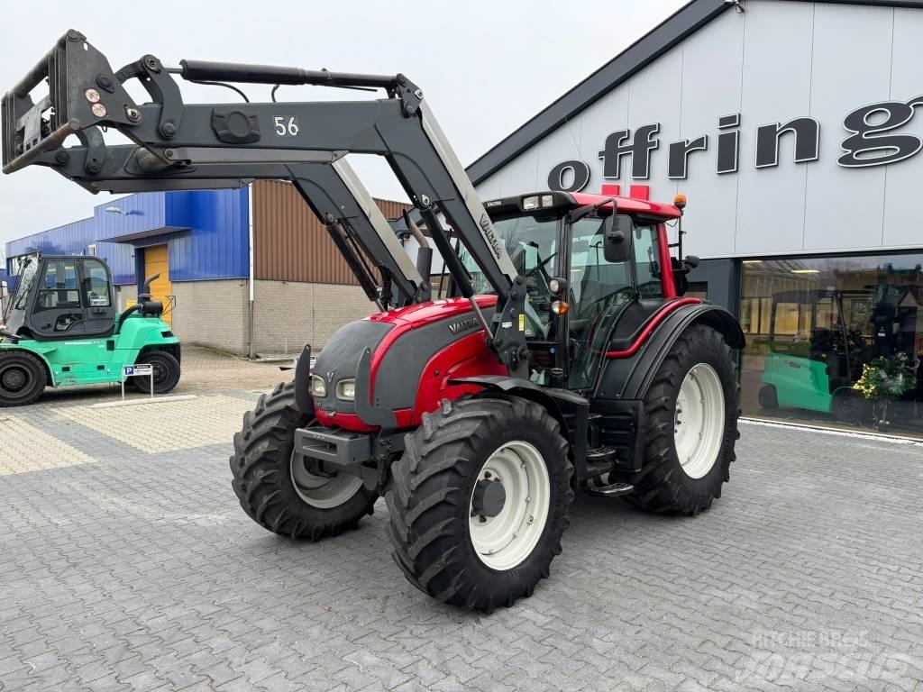 Valtra N 101 Traktorji